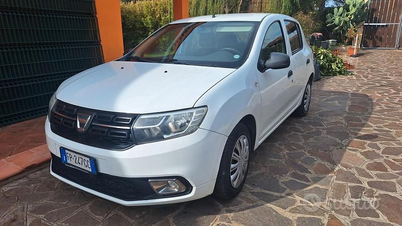 Usata Dacia Sandero 90 CV (66 kW) 2018 Bianco Utilitaria