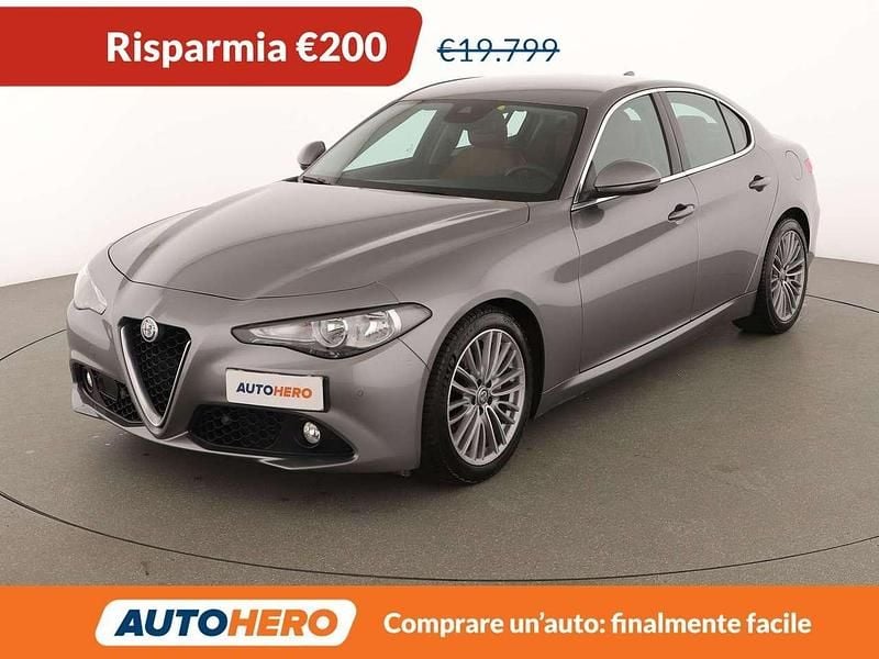 Usata Alfa Romeo Giulia Super 180 CV (132 kW) 2017 Argento Berlina