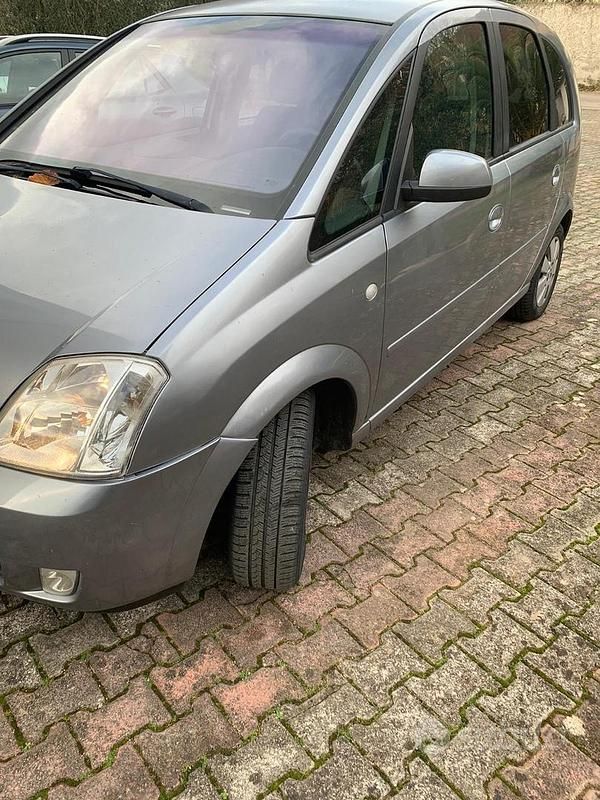 Usata Opel Meriva 101 CV (74 kW) 2004 Monovolume