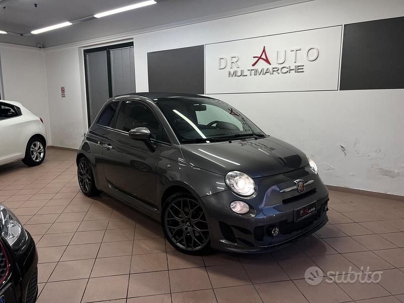 Grigio Usata 2010 Abarth 500C Cabrio | 10.400 € (Buon prezzo) - Immagine 1/4
