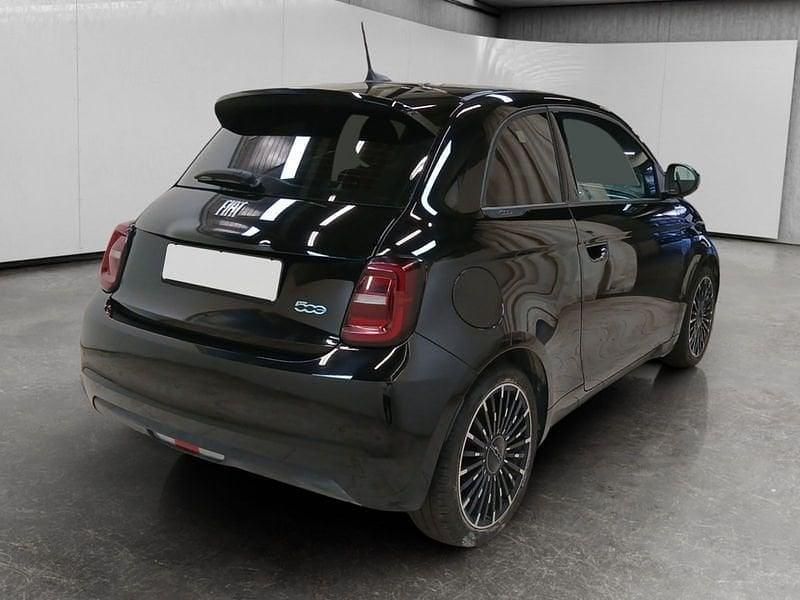 Usata Fiat 500e Icon 86 kW (118 CV) 2021 Nero Berlina