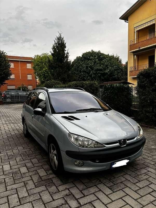 Usata Peugeot 206 Quiksilver 88 CV (64 kW) 2005 Station wagon