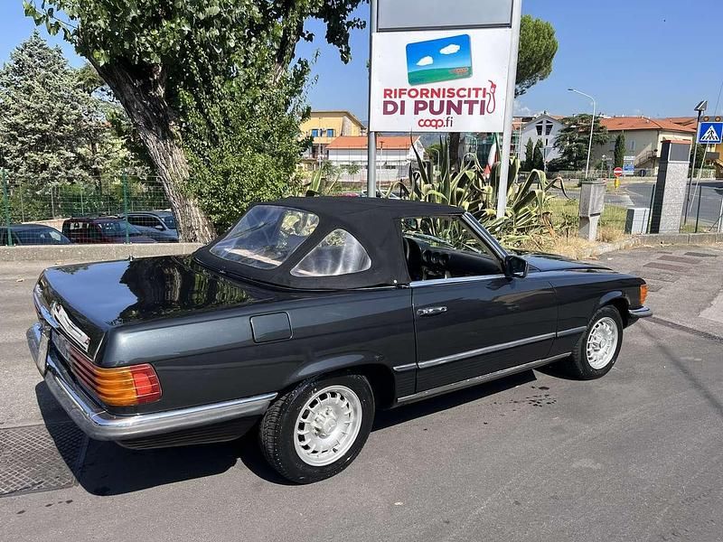 Usata Mercedes SL280 185 CV (136 kW) 1983 Nero Cabrio