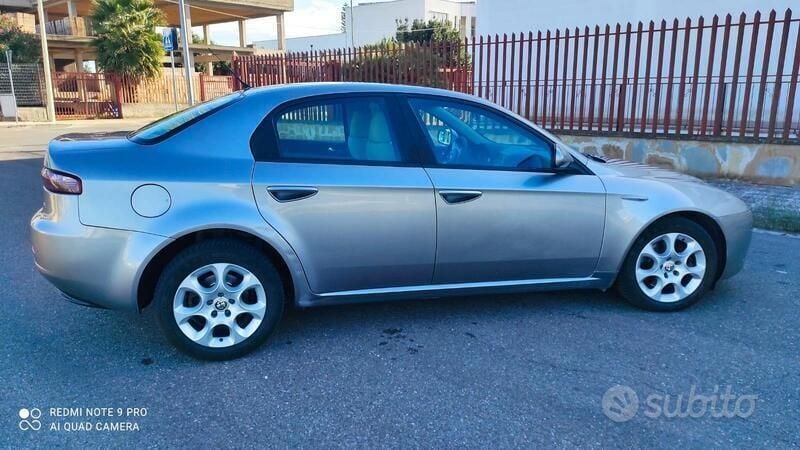 Usata Alfa Romeo 159 Progression 150 CV (110 kW) 2007 Argento Berlina