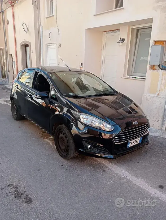 Usata Ford Fiesta 97 CV (71 kW) 2013 Berlina