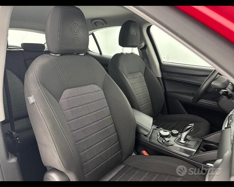 Usata Alfa Romeo Stelvio Business 190 CV (139 kW) 2019 Rosso SUV