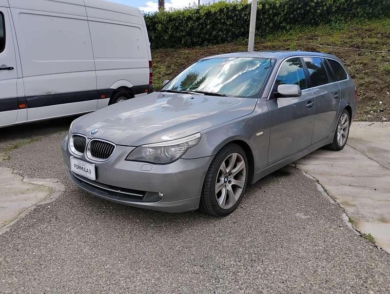 Usata BMW 530 M Sport 235 CV (172 kW) 2008 Grigio Station wagon