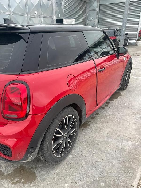 Usata Mini Cooper Coupé 115 CV (84 kW) 2015 Rosso Coupé