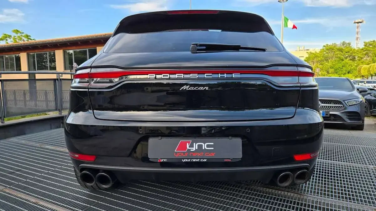 Usado Porsche Macan 245 CV (180 kW) 2020 Negro SUV