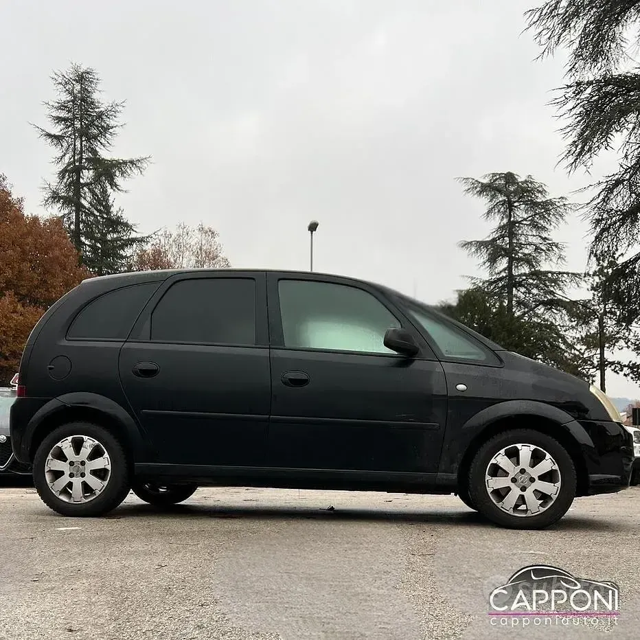 Usata Opel Meriva 75 CV (55 kW) 2007 Nero Monovolume