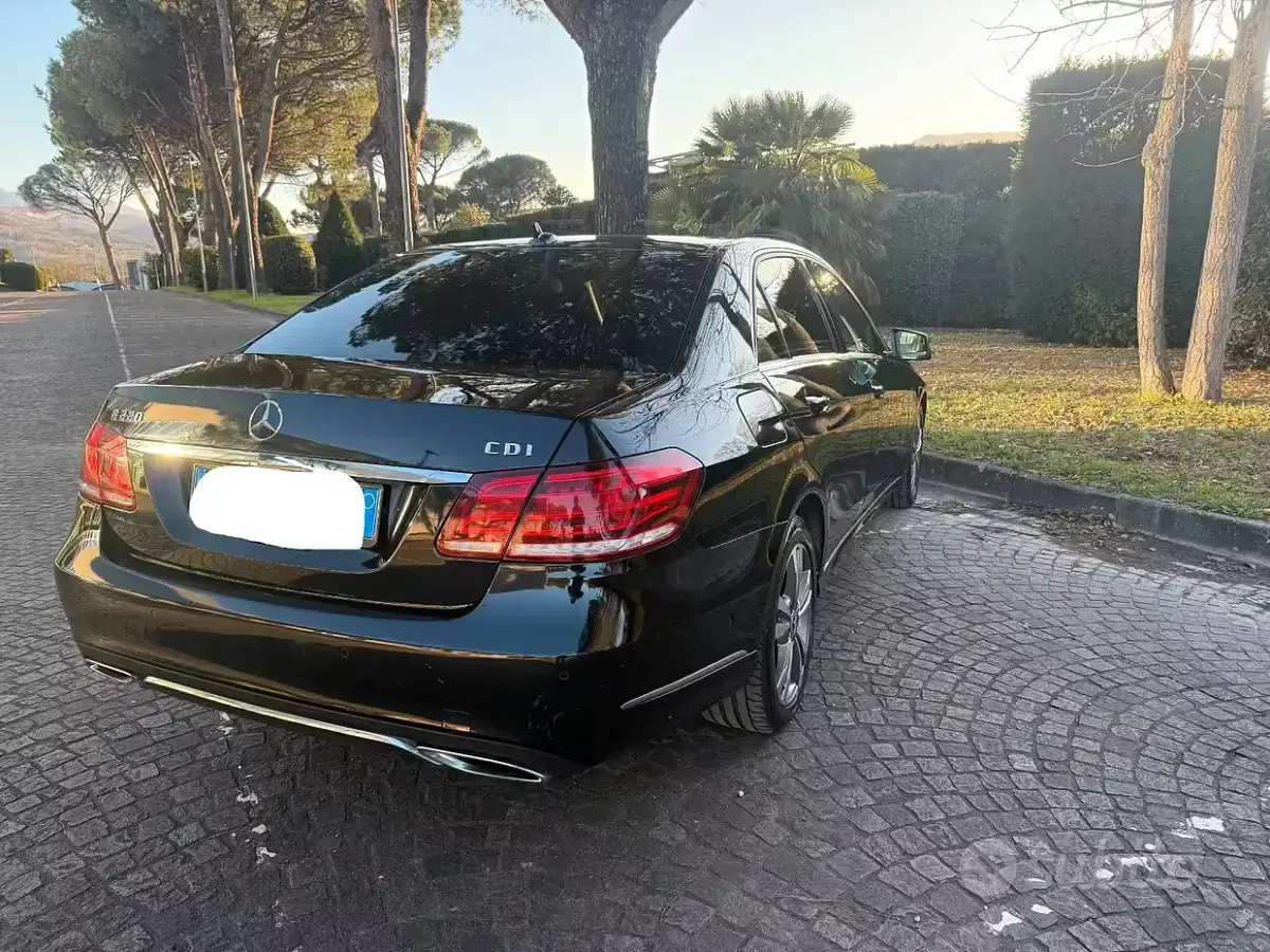 Usata Mercedes E220 170 CV (125 kW) 2014 Berlina