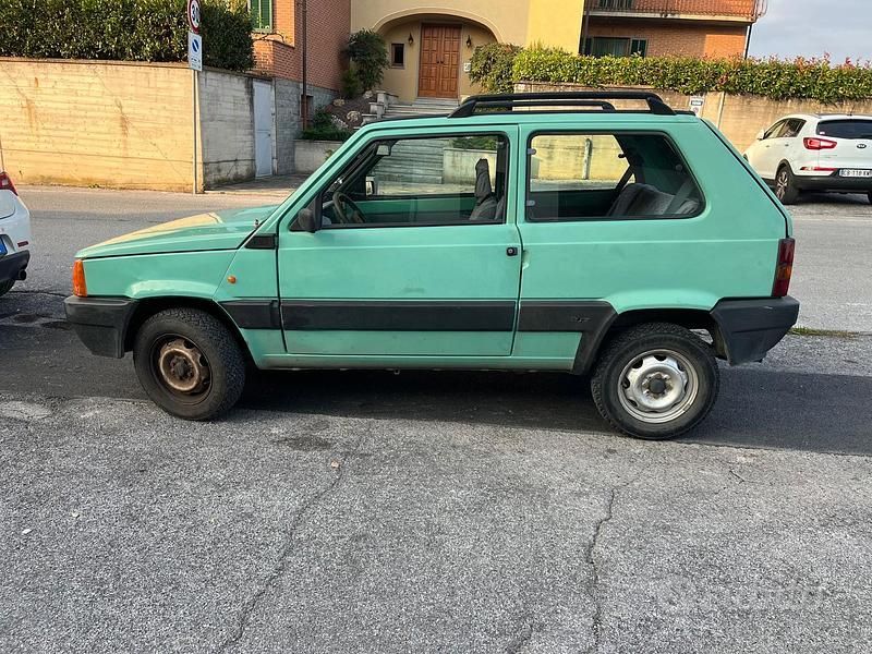 Usata Fiat Panda 4x4 50 CV (36 kW) 2001 Verde Utilitaria