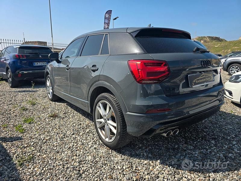 Usata Audi Q2 Sport 115 CV (84 kW) 2017 Grigio SUV