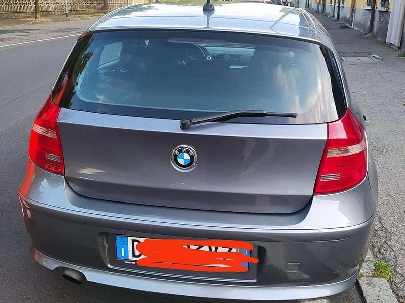 Usata BMW 118 150 CV (110 kW) 2009 Utilitaria