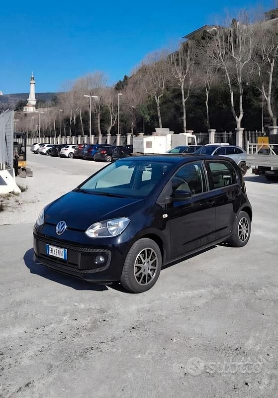 Usata VW up! 60 CV (44 kW) 2014 Nero Utilitaria