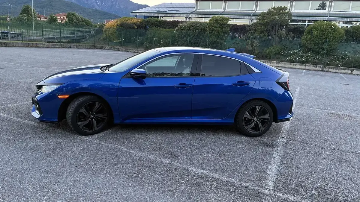 Usata Honda Civic Executive 129 CV (94 kW) 2017 Berlina