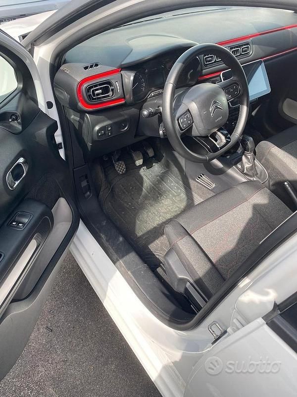 Usata Citroën C3 Shine 99 CV (72 kW) 2018 Bianco Utilitaria