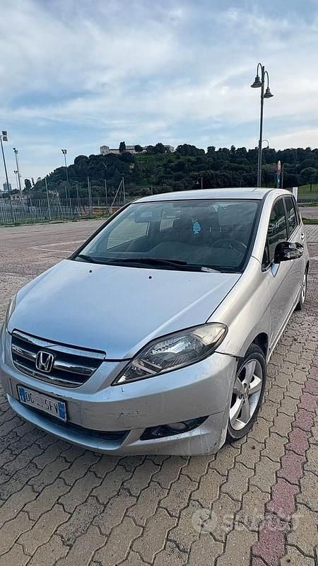 Usata Honda FR-V 140 CV (102 kW) 2007 Grigio Monovolume