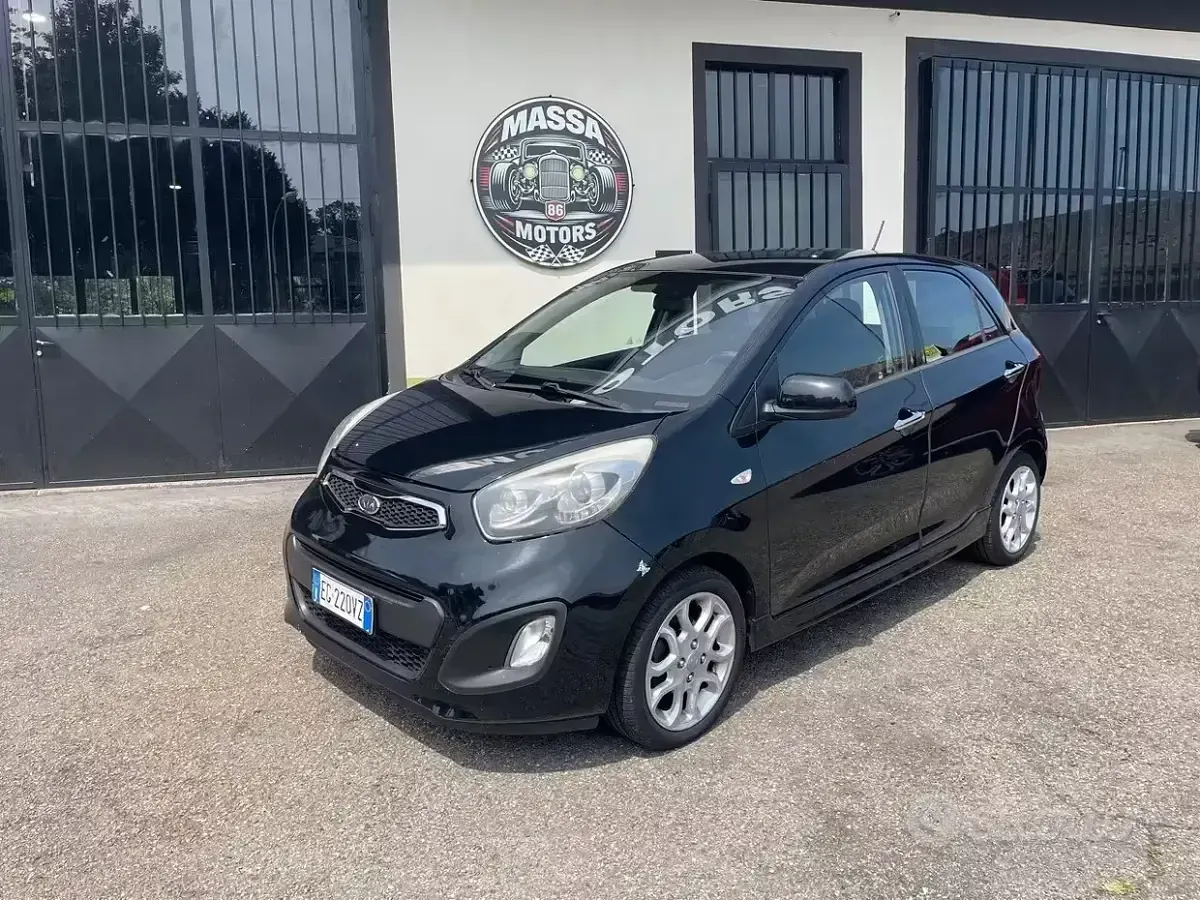 Usata Kia Picanto 69 CV (50 kW) 2011 Utilitaria