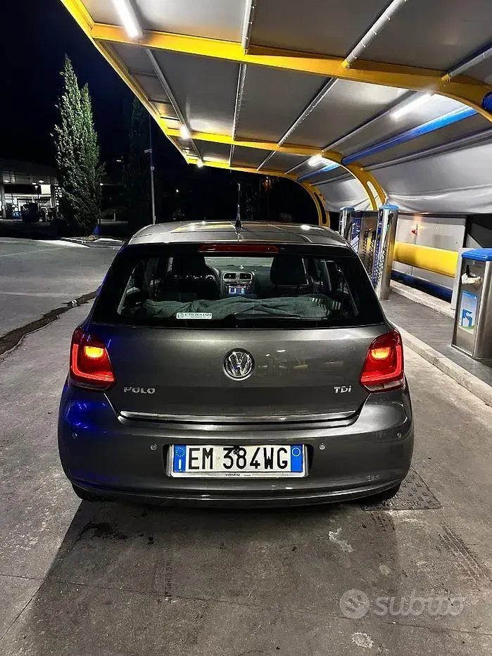 Usata VW Polo 75 CV (55 kW) 2012 Grigio Utilitaria