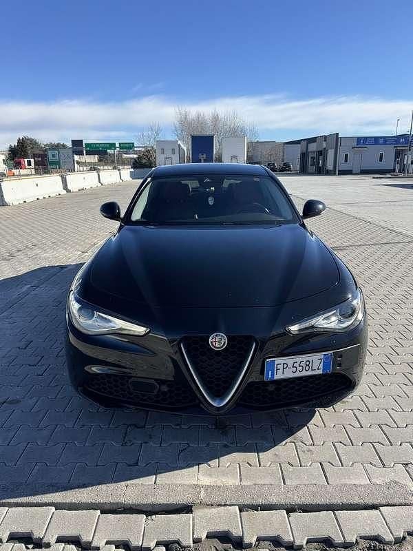 Usata Alfa Romeo Giulia Business 150 CV (110 kW) 2018 Nero Berlina