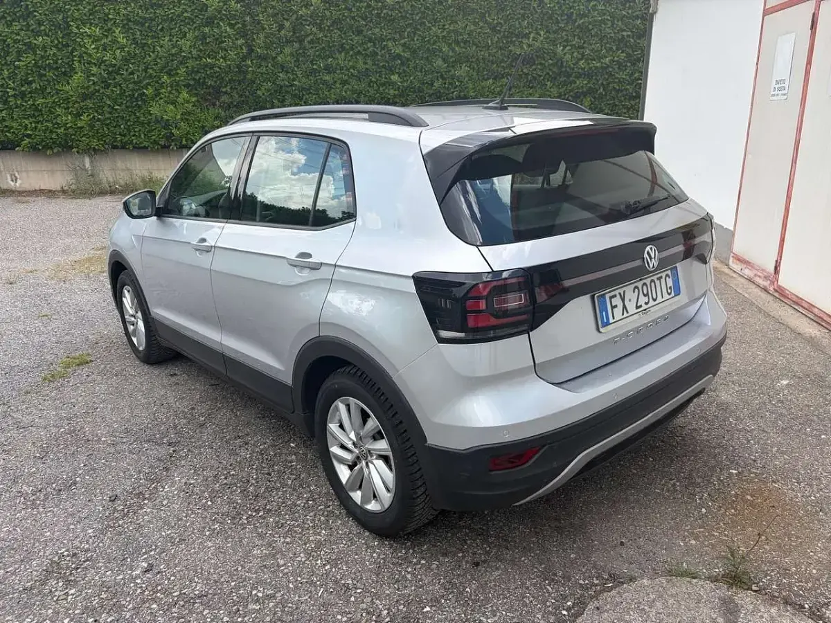 Usata VW T-Cross Advance 116 CV (85 kW) 2019 Argento SUV