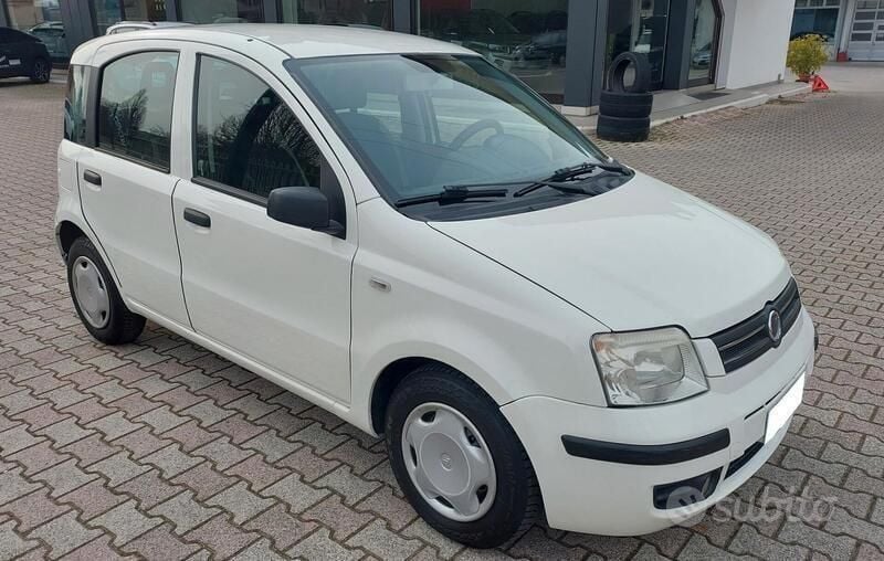 Usata Fiat Panda Dynamic 75 CV (55 kW) 2009 Bianco Utilitaria