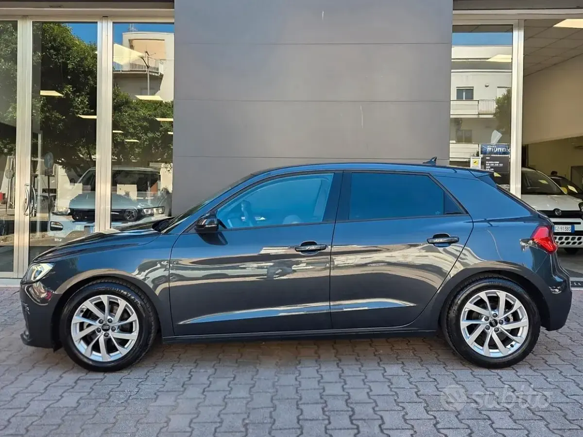 Usata Audi A1 Admired 110 CV (80 kW) 2021 Grigio SUV