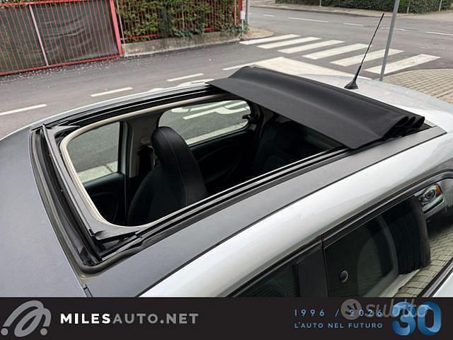 Usata Smart ForFour 71 CV (52 kW) 2019 Bianco Utilitaria