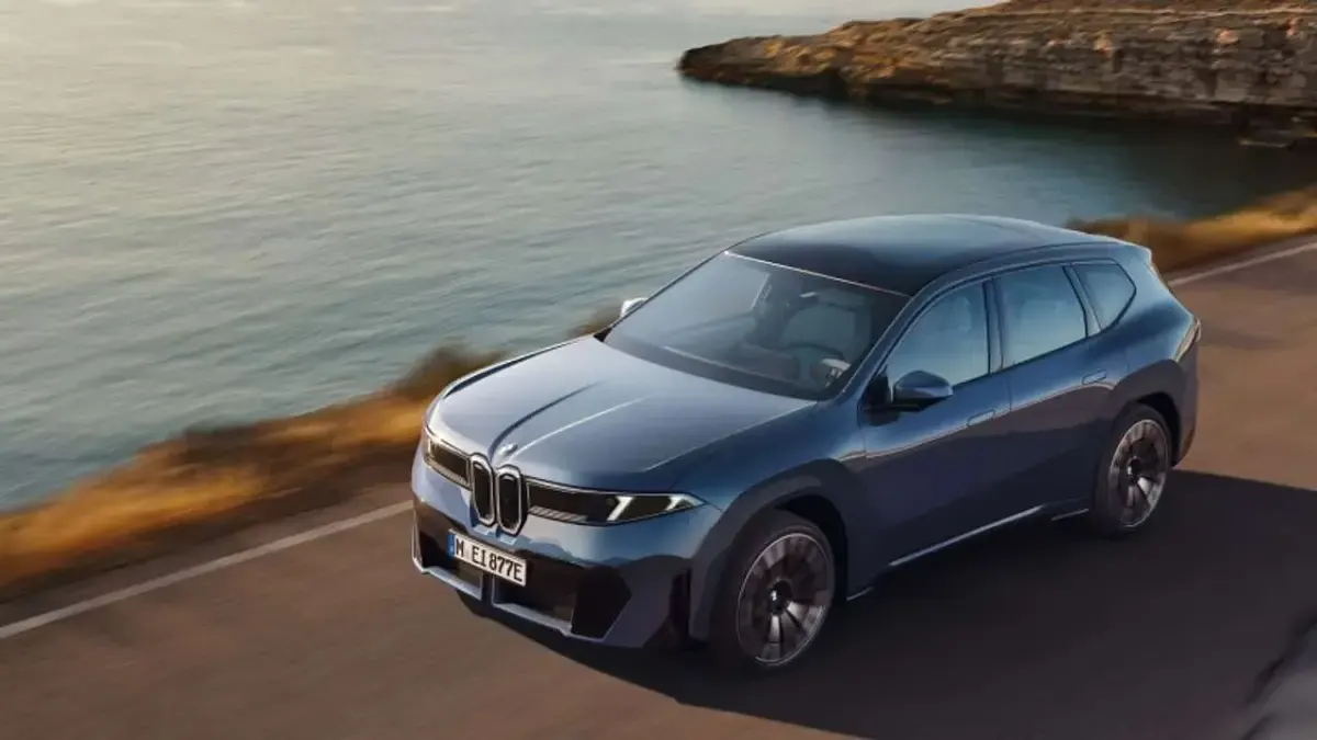 Nuova BMW iX3 100 kW (136 CV) 2026 Argento SUV