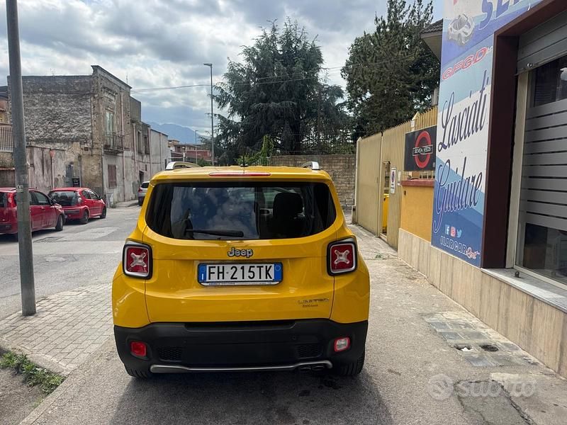 Usata Jeep Renegade Limited 120 CV (88 kW) 2017 Giallo SUV