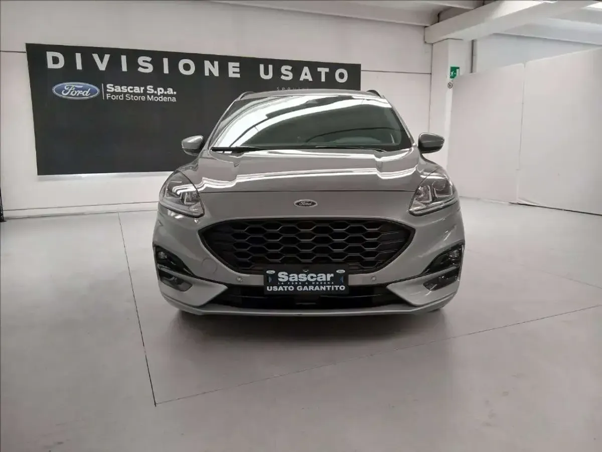 Usata Ford Kuga ST-Line 120 CV (88 kW) 2023 Grigio SUV