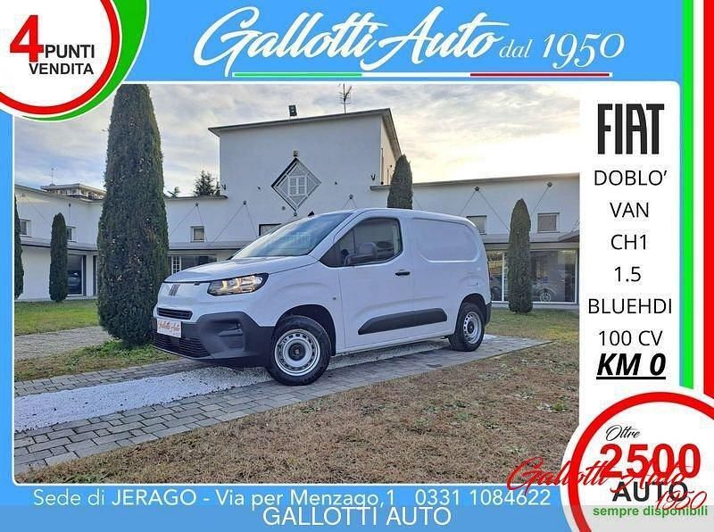 Usata Fiat Doblò 101 CV (74 kW) 2024 Bianco Monovolume