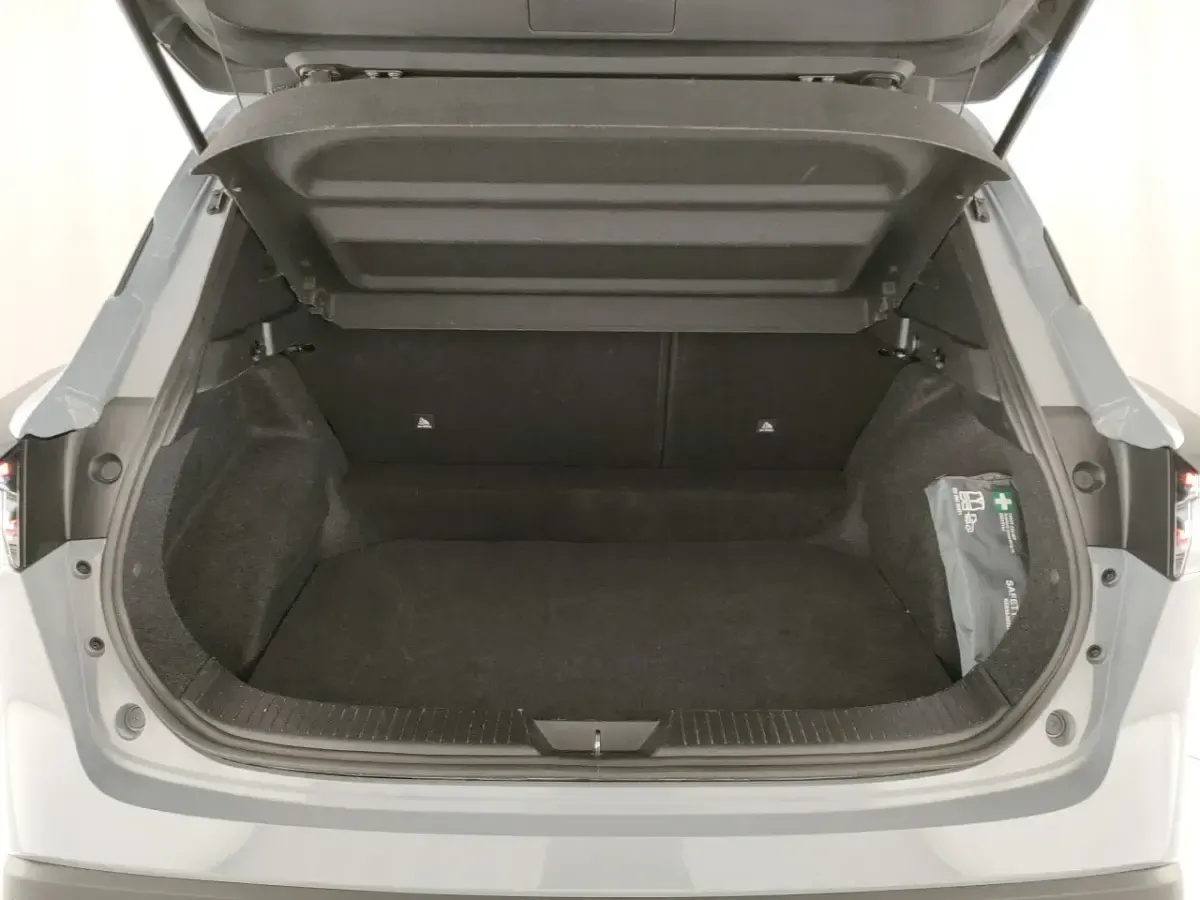 Usata Nissan Qashqai Acenta 158 CV (116 kW) 2025 Grigio SUV