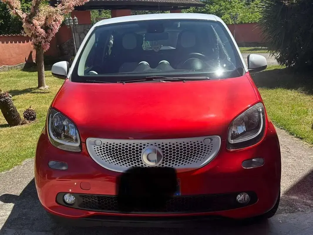 Usata Smart ForFour Passion 71 CV (52 kW) 2014 Rosso Utilitaria