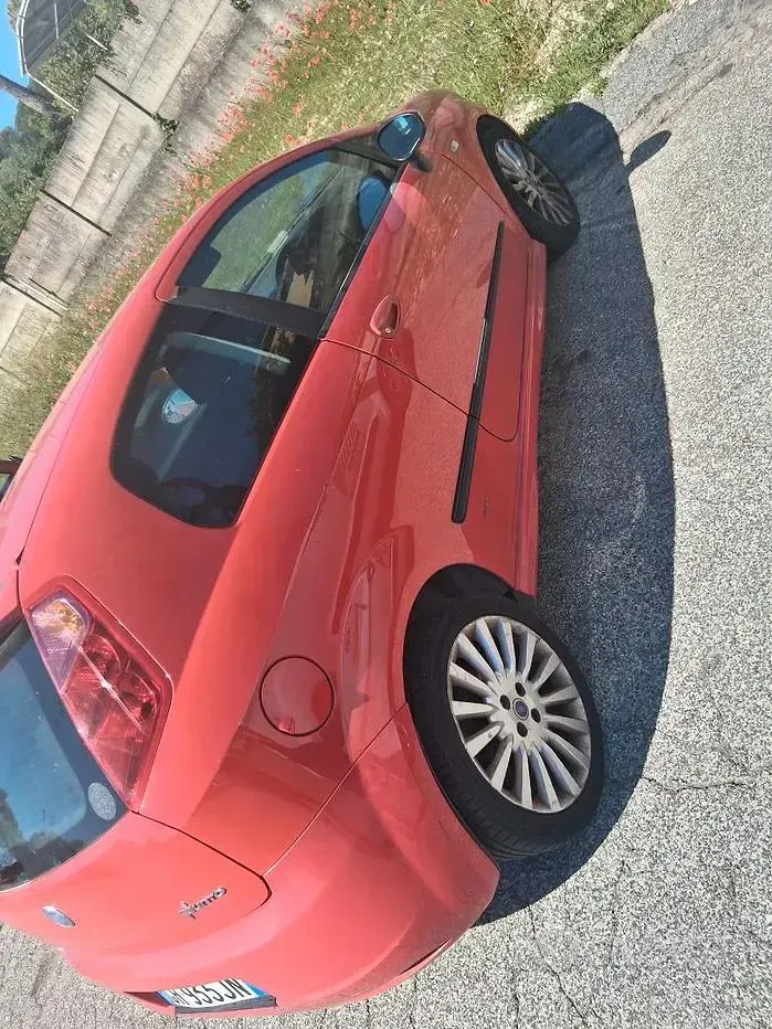 Usata Fiat Punto 2009 Rosso Utilitaria