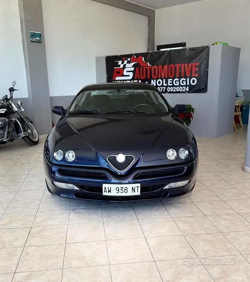 Usata Alfa Romeo GTV 144 CV (105 kW) 1998 Bluazzurro Coupé