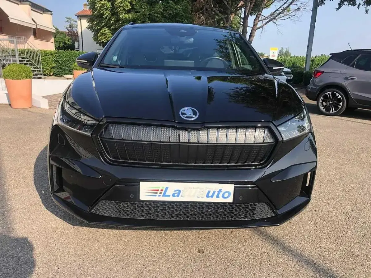 Usata Skoda Enyaq iV SportLine 69 kW (95 CV) 2023 Nero SUV