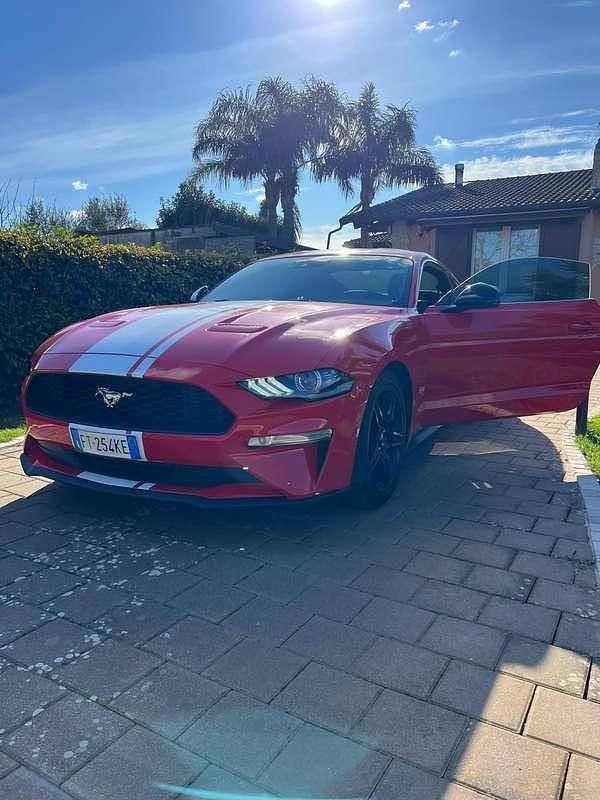Usata Ford Mustang Convertible 317 CV (233 kW) 2019 Cabrio
