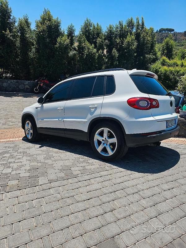 Usata VW Tiguan 140 CV (102 kW) 2010 Bianco SUV