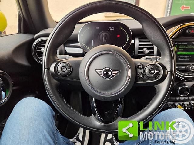 Usata Mini Cooper SE 160 kW (218 CV) 2021 Bianco Utilitaria