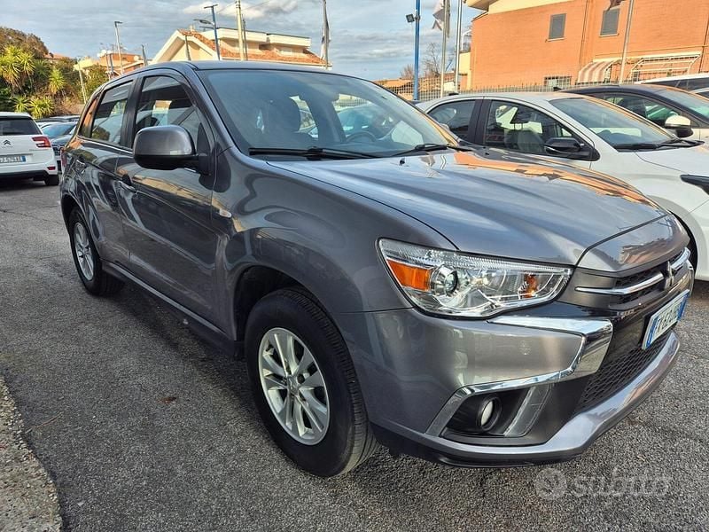 Usata Mitsubishi ASX Instyle 117 CV (86 kW) 2019 Grigio SUV