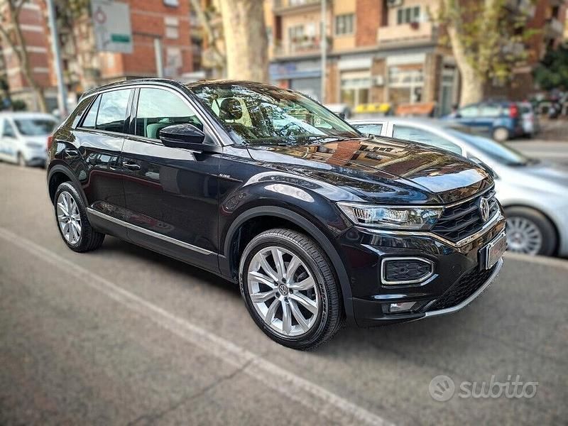 Usata VW T-Roc 116 CV (85 kW) 2019 Nero SUV