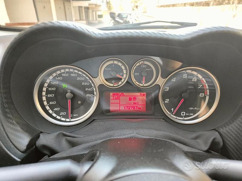 Usata Alfa Romeo MiTo 105 CV (77 kW) 2011 Utilitaria