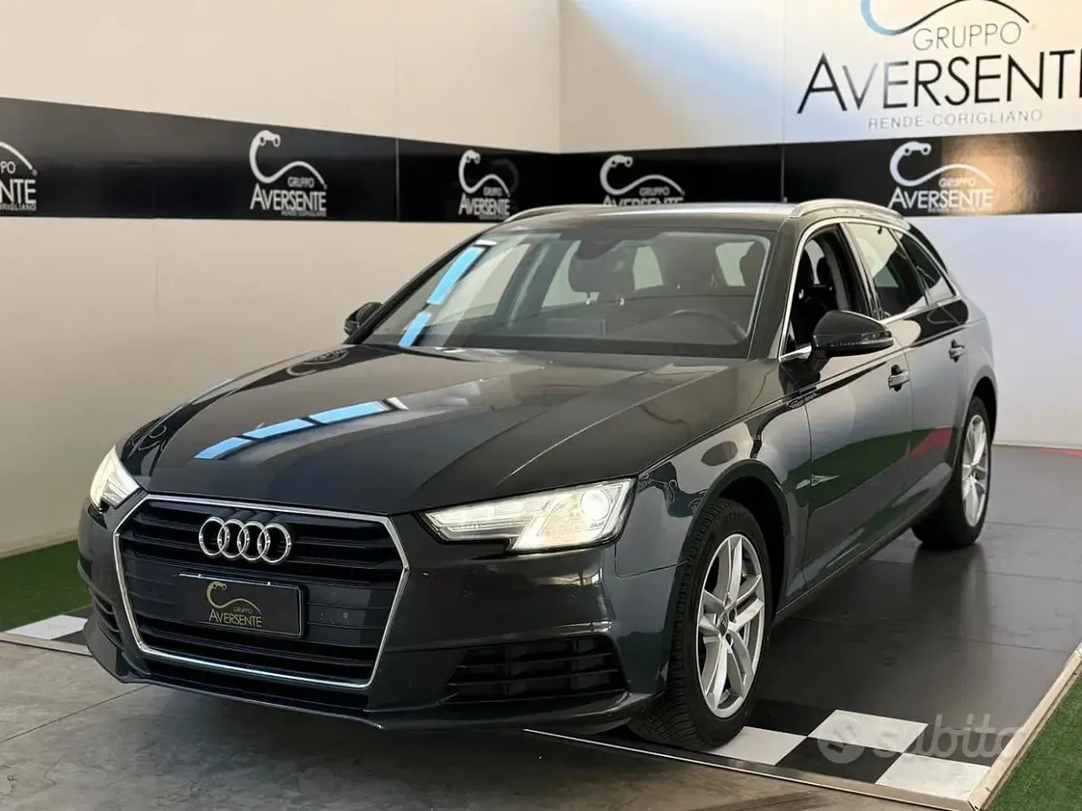 Usata Audi A4 Business 150 CV (110 kW) 2018 Grigio Station wagon