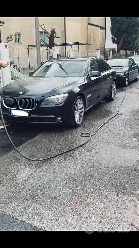 Begagnad BMW 730 245 HK (180 kW) 2010 Blå Sedan
