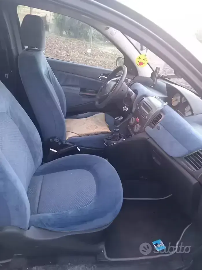 Usata Lancia Ypsilon 69 CV (50 kW) 2003 Utilitaria