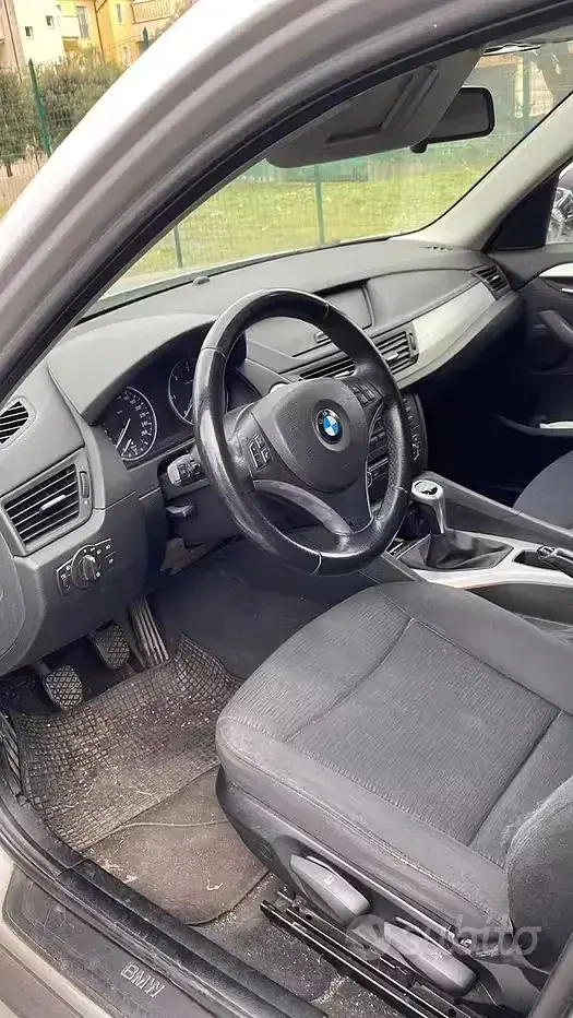 Usata BMW X1 143 CV (105 kW) 2010 Grigio SUV