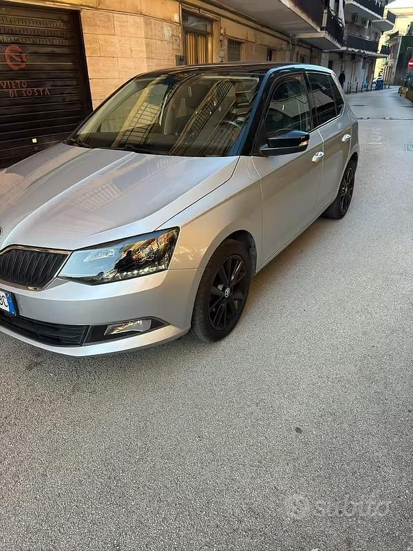 Usata Skoda Fabia 75 CV (55 kW) 2018 Grigio Berlina