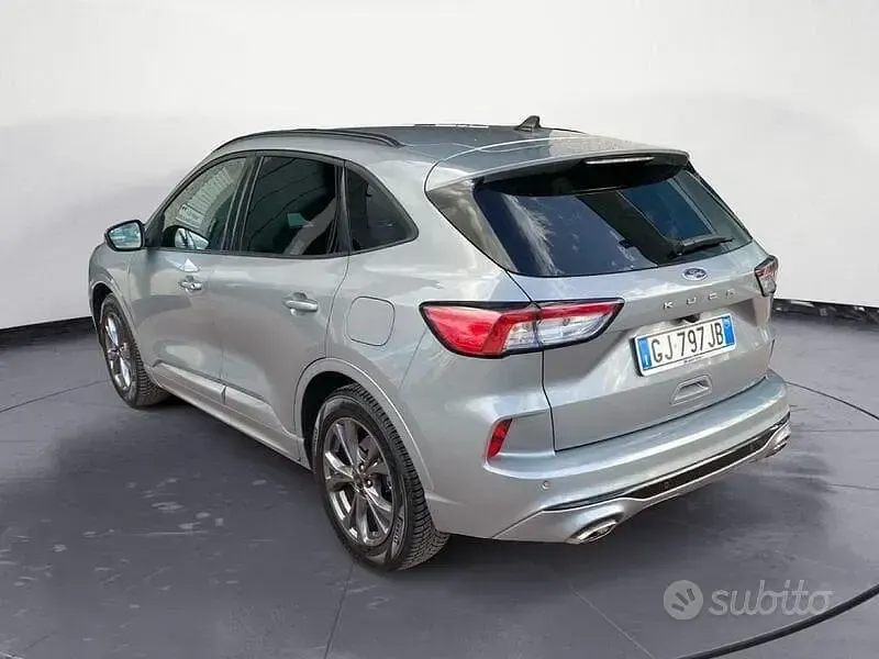 Usata Ford Kuga ST-Line 120 CV (88 kW) 2022 Arancione SUV